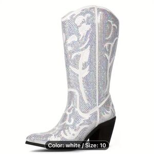 White Heeled Boots with Intricate Stitching and Pointed Toe